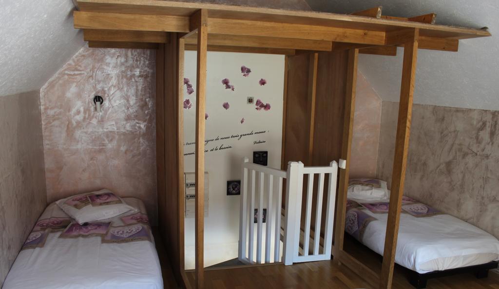 Charmante Maison Pierres 1768 Polisy ภายนอก รูปภาพ