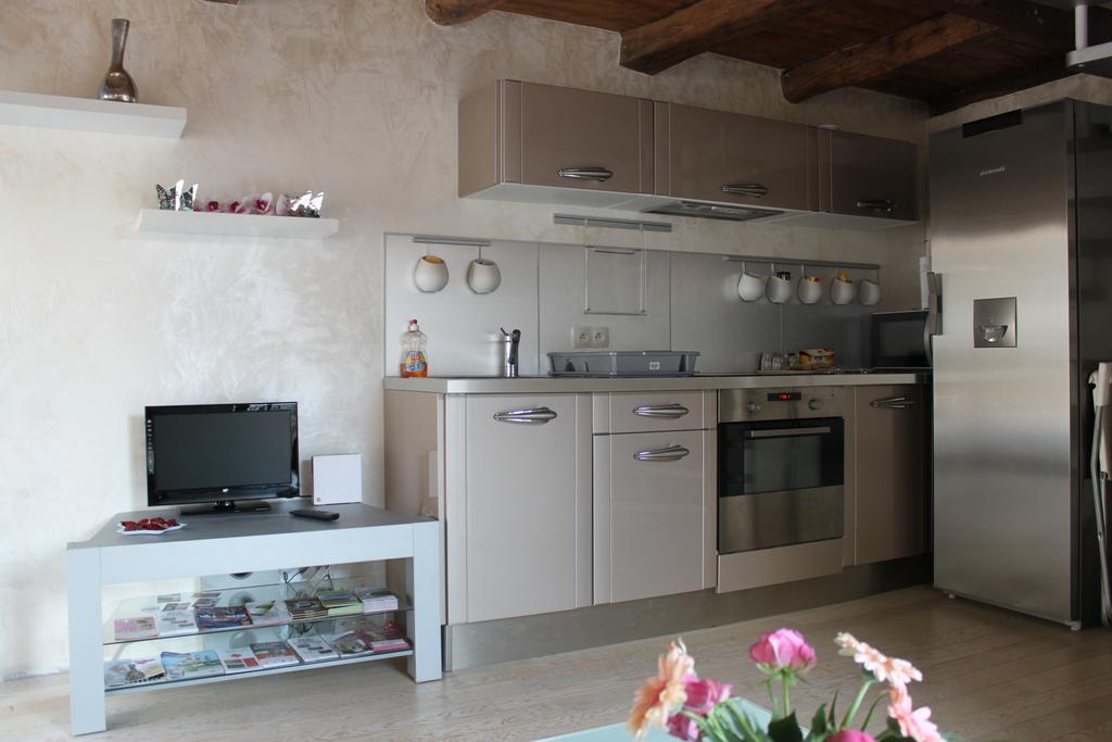 Charmante Maison Pierres 1768 Polisy ภายนอก รูปภาพ